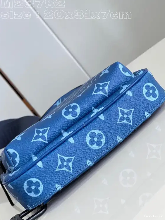 First bag ru VUITTON Avenue NM Slingbag LOUIS 0412